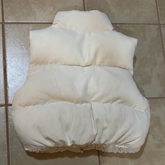 Fab'rik Ivory Quilted Vest - Picture 5 of 5